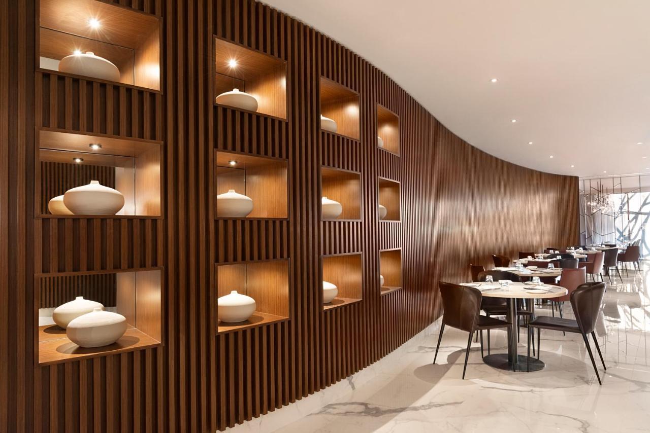 Asiana Grand Hotel 迪拜 外观 照片 Interior of the restaurant
