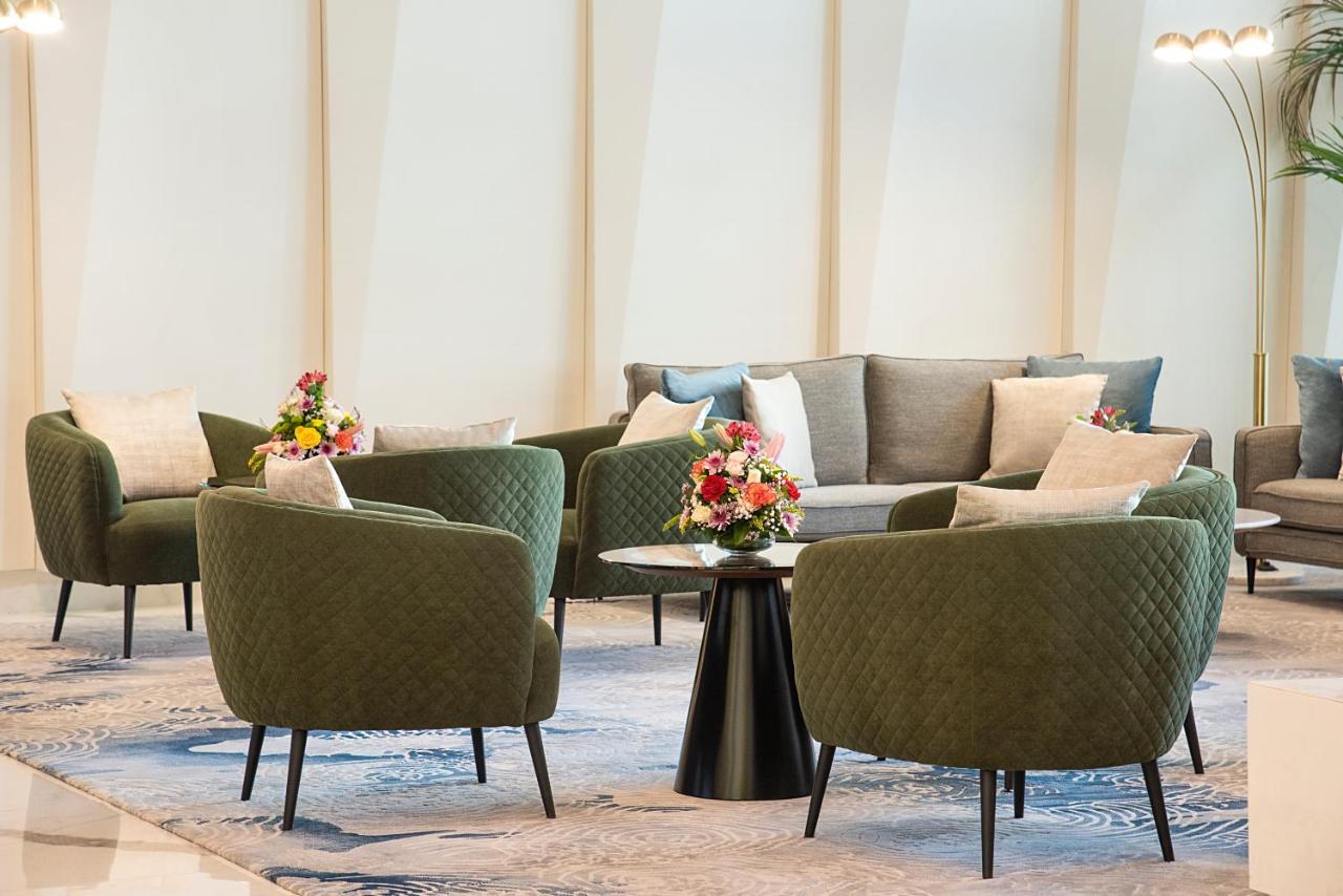 Asiana Grand Hotel 迪拜 外观 照片 The lounge at the airport